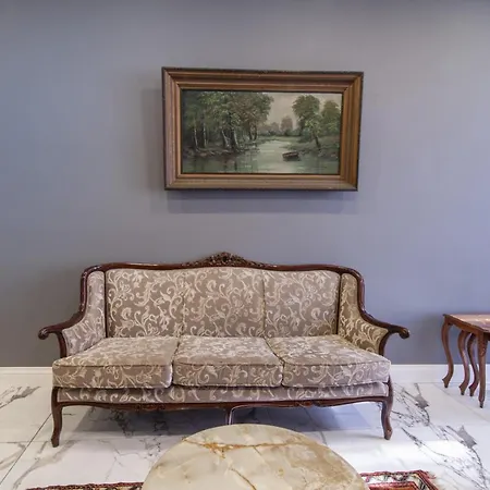 Appartement Amazing Flat Near Kennedy Avenue In Fatih Istanboel